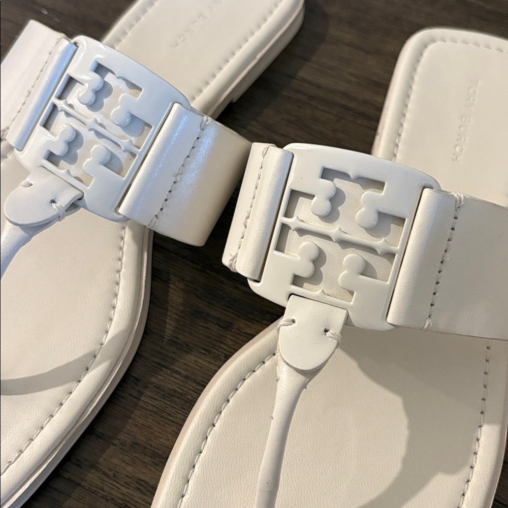 EUC [TORY BURCH] Georgia Logo Toe Slide Sandals Smooth White Leather Women’s 9 - Picture 8 of 12